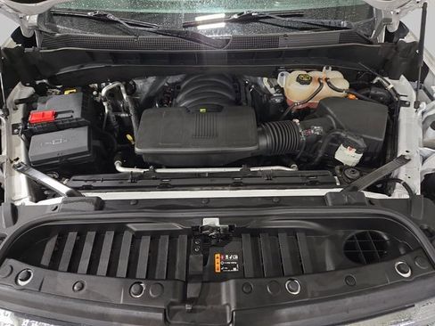 Used 2022 Chevrolet Silverado 1500 LTZ image 32