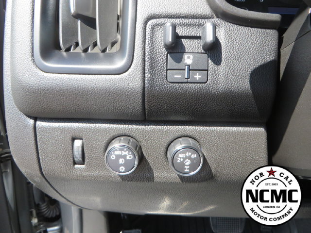 Used 2021 Chevrolet Colorado ZR2 w/ Colorado ZR2 Bison Edition AWD/4WD image 47