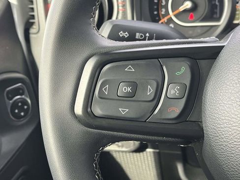 Used 2025 Jeep Wrangler Rubicon image 26