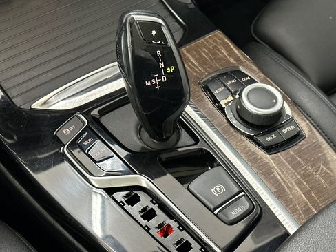 Used 2019 BMW X3 sDrive30i w/ Driving Assistance Package RWD image 17