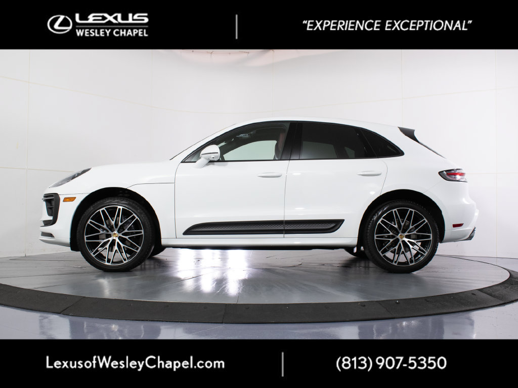 Used 2024 Porsche Macan AWD/4WD image 7