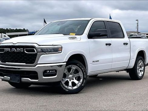 Used 2025 RAM 1500 Lone Star AWD/4WD image 2