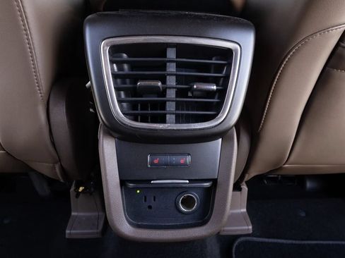 Used 2016 Lincoln MKX Reserve w/ Climate Package AWD/4WD image 10