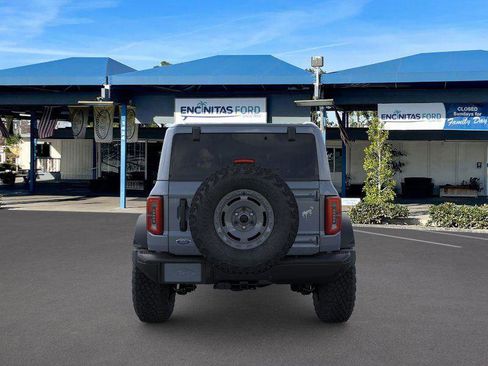 New 2025 Ford Bronco Badlands image 5