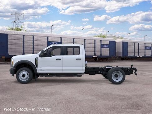 New 2026 Ford F450 2WD Crew Cab Super Duty image 3