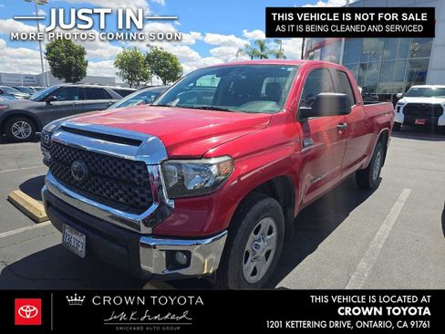 Used 2021 Toyota Tundra SR5 w/ SR5 Upgrade Package image 1
