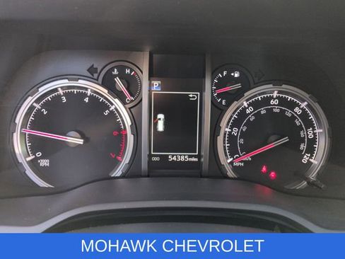 Used 2023 Toyota 4Runner TRD Off-Road Premium w/ Moonroof Package AWD/4WD image 13