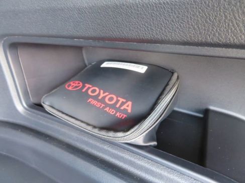 Used 2024 Toyota 4Runner TRD Off-Road image 19