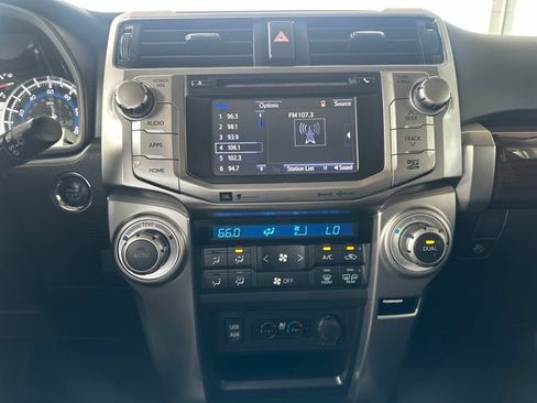 Used 2017 Toyota 4Runner Limited AWD/4WD image 33