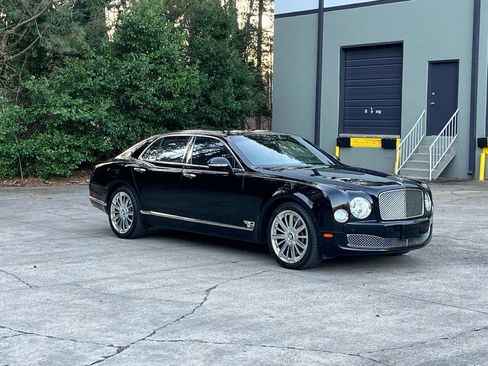 Used 2014 Bentley Mulsanne image 5