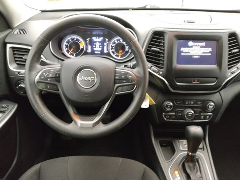 Used 2020 Jeep Cherokee Latitude image 22