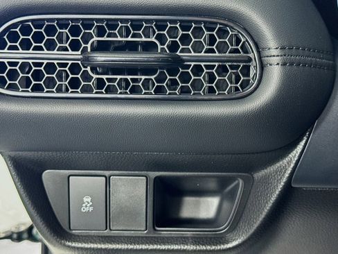 New 2026 Honda HR-V LX image 15