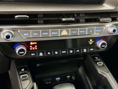 Used 2023 Kia Telluride S w/ S Sunroof Package image 24