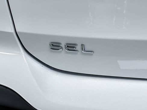 New 2026 Volkswagen Taos SEL image 26