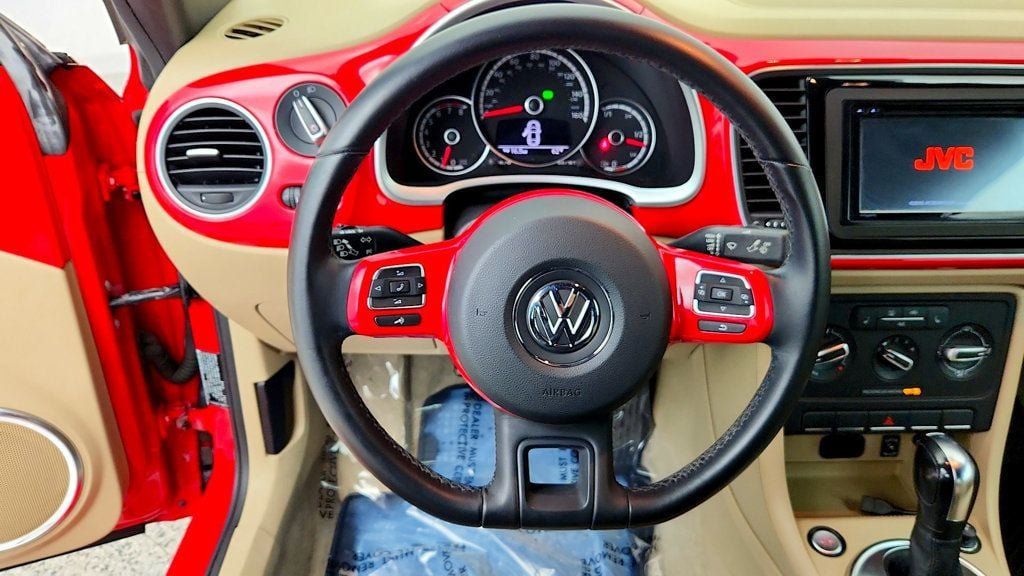 Used 2014 Volkswagen Beetle 2.5 FWD image 15
