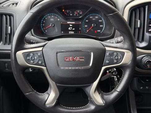 Used 2022 GMC Canyon Denali AWD/4WD image 15