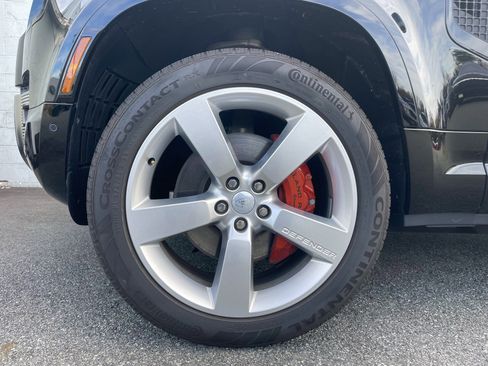 Certified 2024 Land Rover Defender 130 X image 9