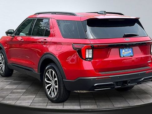 New 2026 Ford Explorer ST-Line AWD/4WD image 3