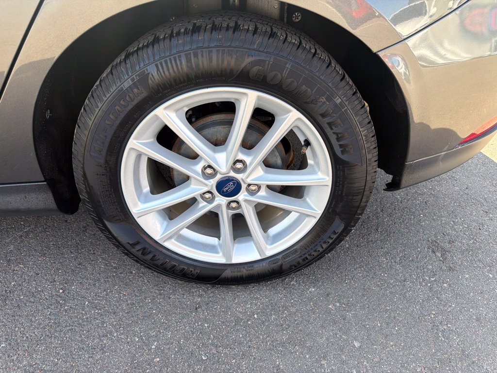 Used 2018 Ford Focus SE FWD image 34