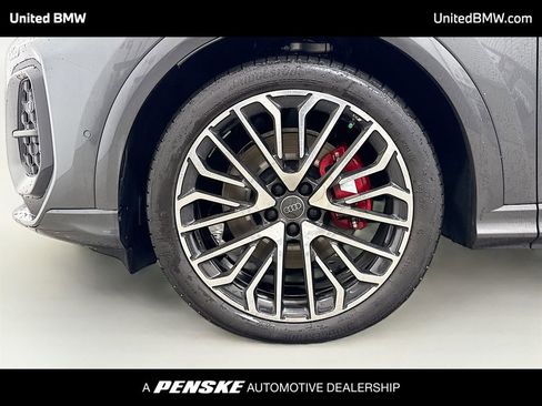 Used 2025 Audi SQ5 Prestige w/ Prestige Package AWD/4WD image 2