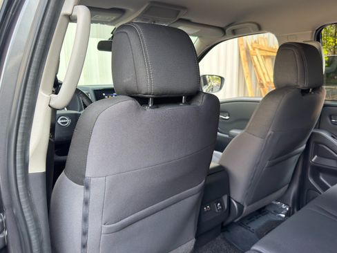 Used 2022 Nissan Frontier SV RWD image 29