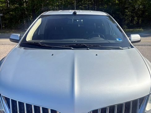 Used 2013 Lincoln MKX AWD image 10
