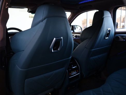 Used 2023 BMW XM image 18