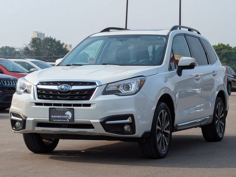 Used 2018 Subaru Forester 2.5i Touring AWD/4WD image 7