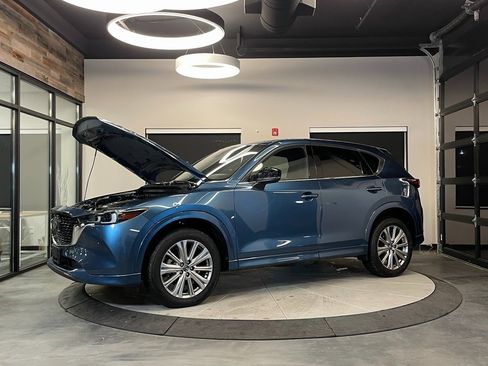 Used 2023 MAZDA CX-5 Signature image 25
