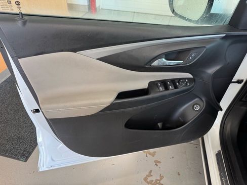 Used 2024 Buick Envista Avenir image 18