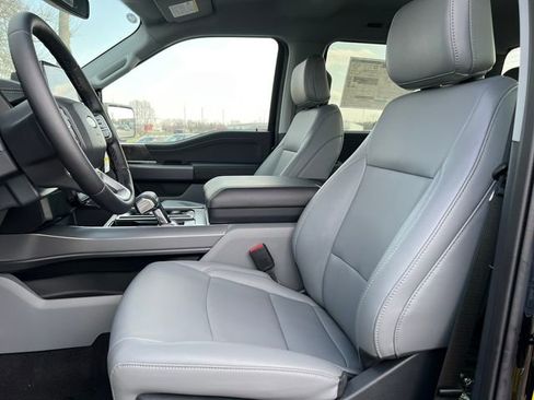 New 2025 Ford F150 Lightning Flash AWD/4WD image 3