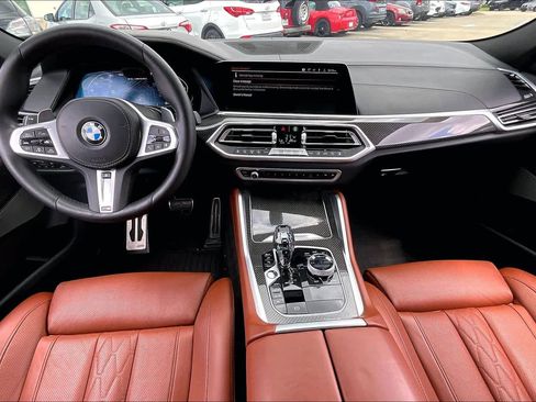 Used 2022 BMW X6 M50i w/ Executive Package image 14