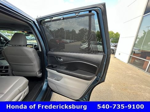 Used 2017 Honda Pilot Touring image 14