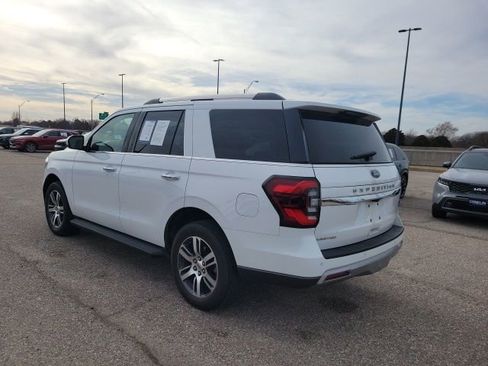 Used 2024 Ford Expedition Limited image 25