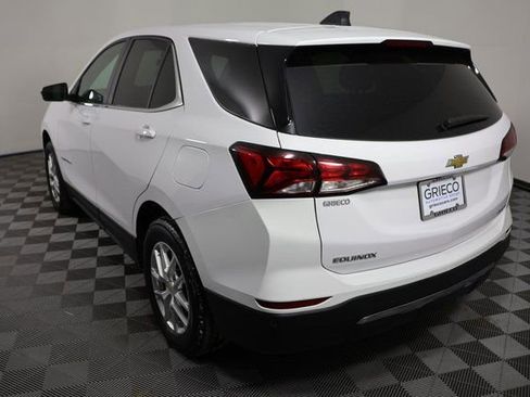 Used 2022 Chevrolet Equinox LT image 6