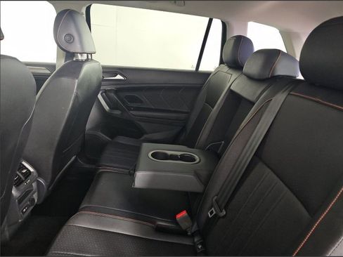 Used 2024 Volkswagen Tiguan Wolfsburg Edition image 26