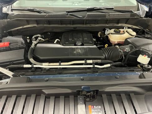 Used 2024 Chevrolet Silverado 1500 Custom AWD/4WD image 28