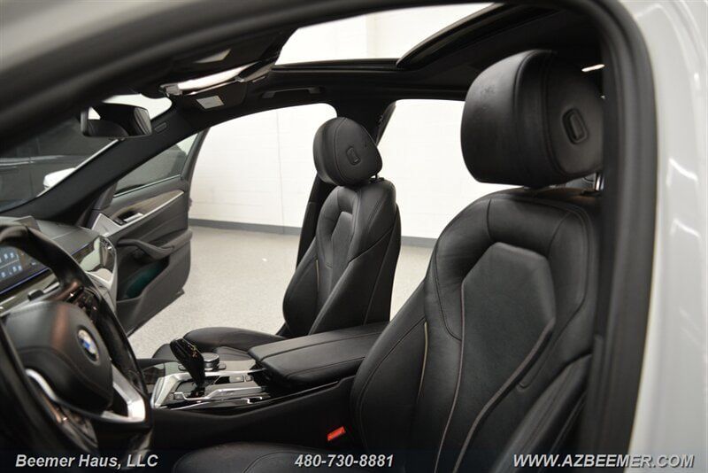 Used 2018 BMW 530e RWD image 18