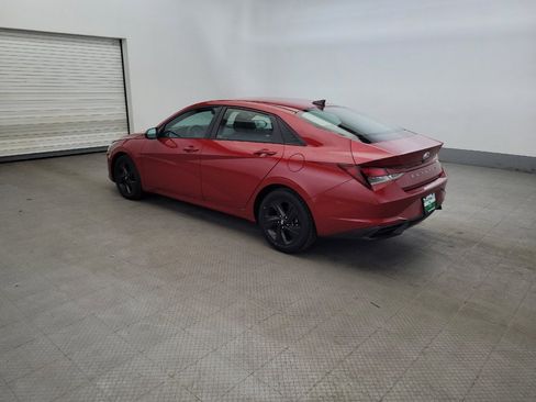 Used 2021 Hyundai Elantra SEL w/ Convenience Package FWD image 3
