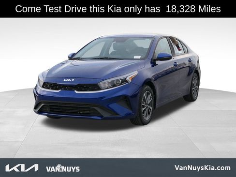 Used 2023 Kia Forte LXS w/ LXS Technology Package image 7