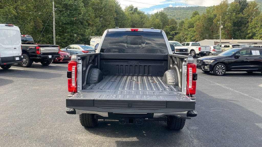 New 2027 Ford F350 Lariat w/ Lariat Premium Package AWD/4WD image 19