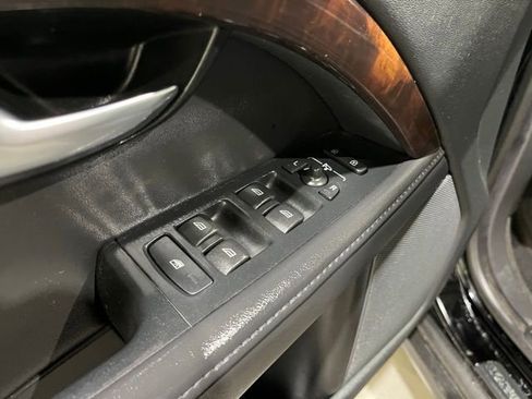 Used 2014 Volvo XC70 T6 image 37