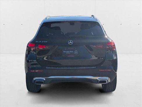 New 2025 Mercedes-Benz GLA 250 image 7