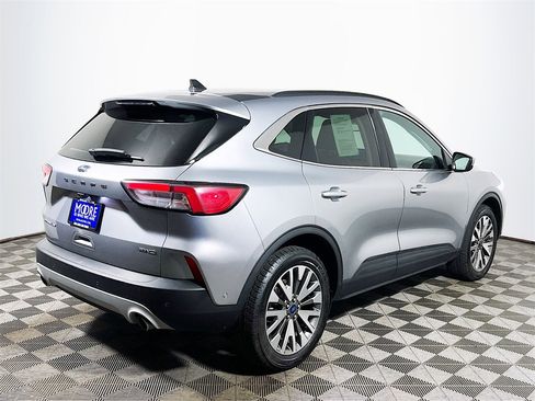 Used 2021 Ford Escape Titanium image 8