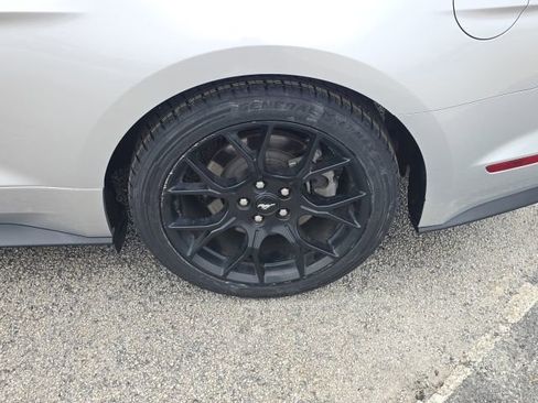 Used 2018 Ford Mustang Premium w/ Ecoboost Performance Package image 10