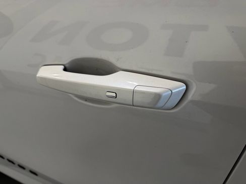 Used 2024 Chevrolet Traverse RS w/ LPO, Floor Liner Package image 3