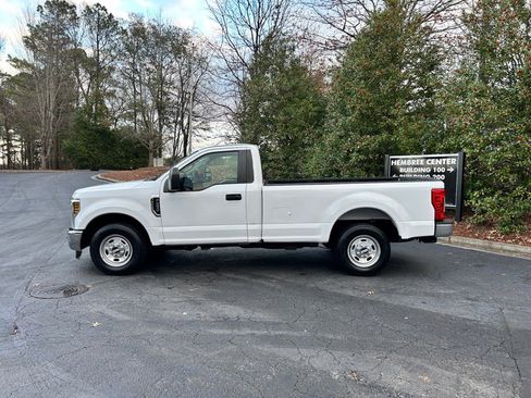 Used 2018 Ford F250 XL w/ XL Value Package image 4