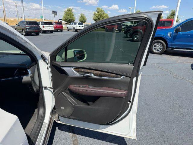 Used 2020 Cadillac XT6 Premium Luxury FWD image 14