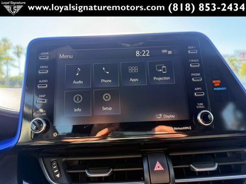 Used 2020 Toyota C-HR XLE FWD image 22