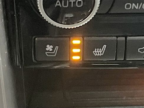 Used 2022 Subaru Ascent Touring w/ Popular Package #2A image 21